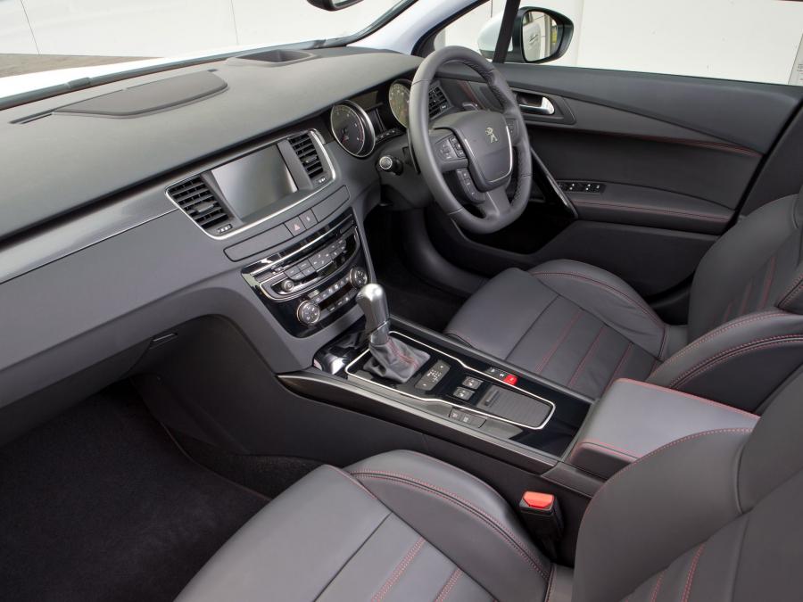  Peugeot 508 GT 2014 года  (UK) (фото 2 из 6)